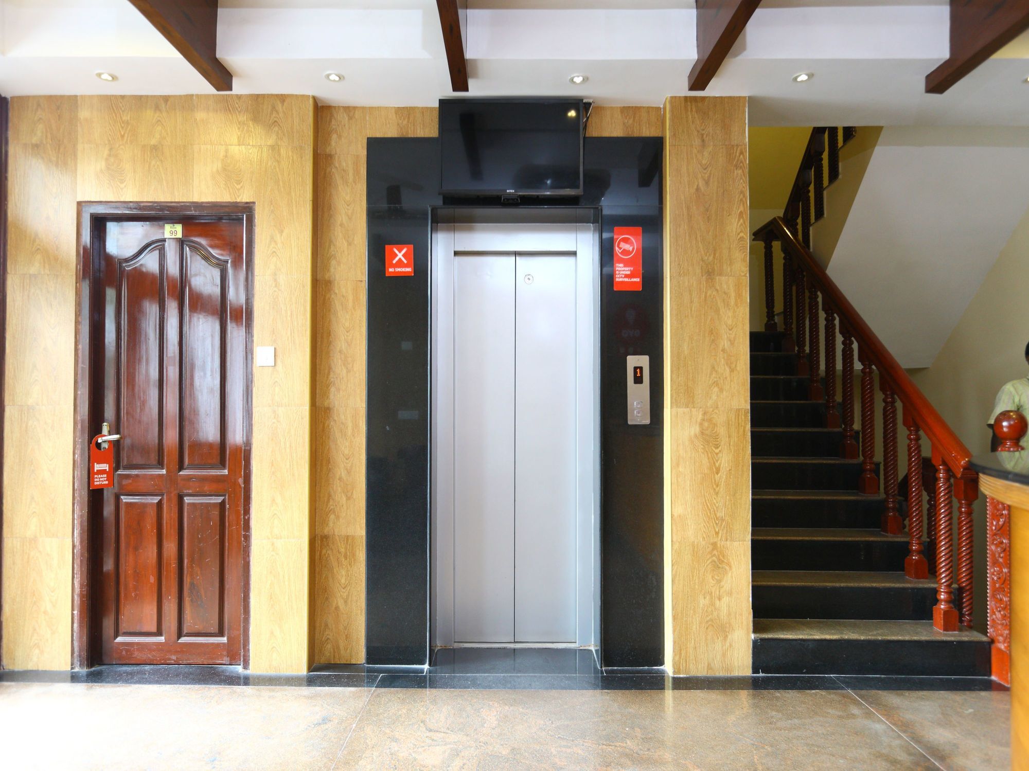 Oyo 094 Bussy St Prakasam Residency Hotel Pondicherry Bagian luar foto
