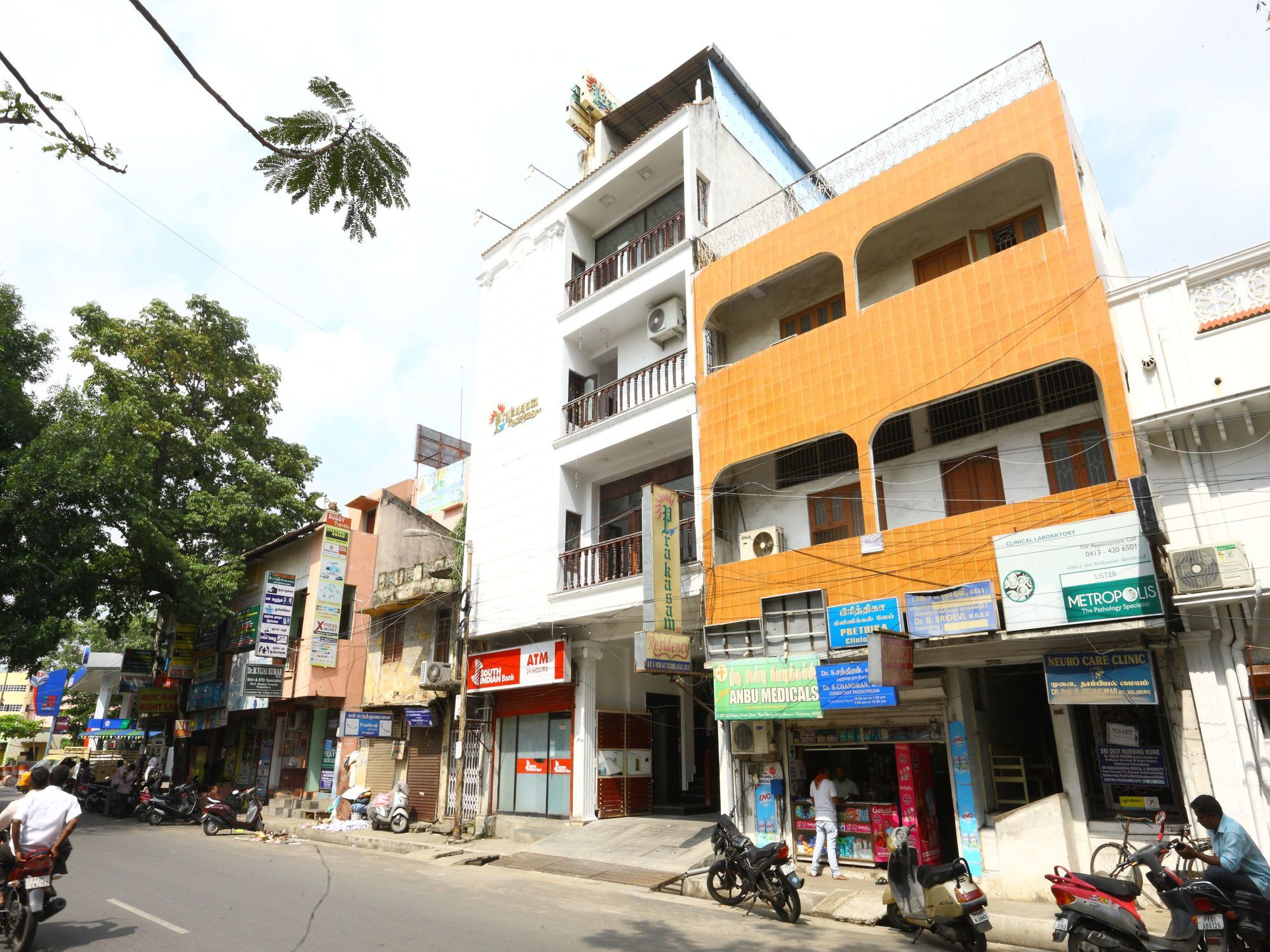 Oyo 094 Bussy St Prakasam Residency Hotel Pondicherry Bagian luar foto